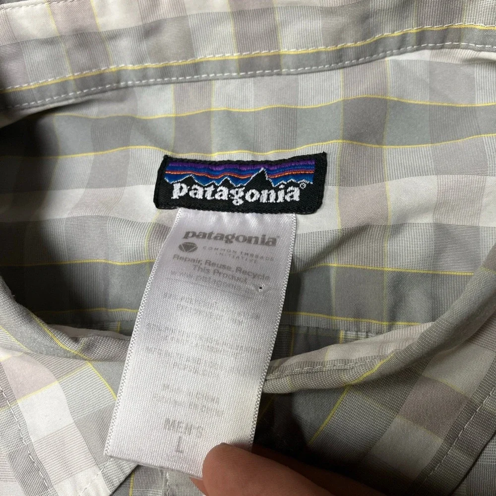 Patagonia Button Up Shirt Snap Front Plaid Double Pocket Hiking Camp Mens Large